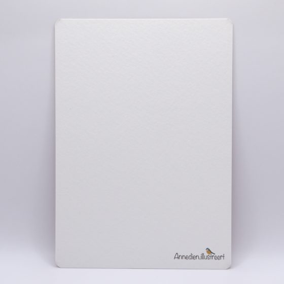 wenskaart-ansichtkaart-staand-achterkant-met-logo-Annedien-illustreert